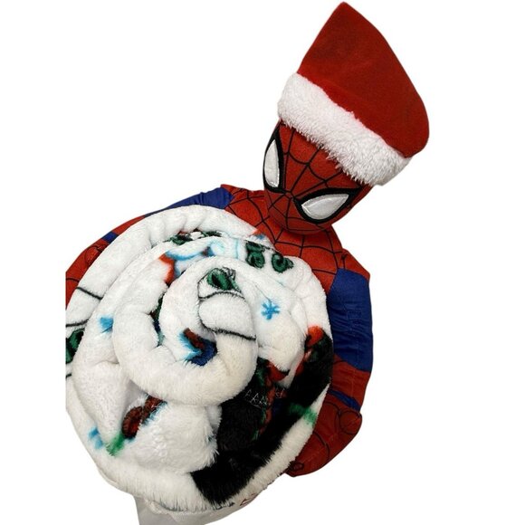 Marvel Spider-Man Christmas Santa Plush Toy Plus 50x60 Inch Throw NWT - Picture 3 of 6
